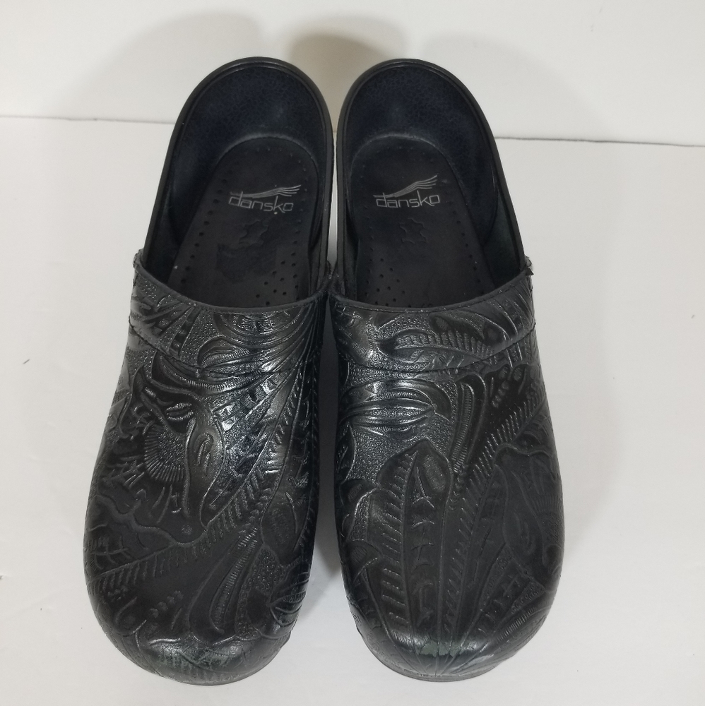 Dansko Professional Black Tooled clogs Size 10